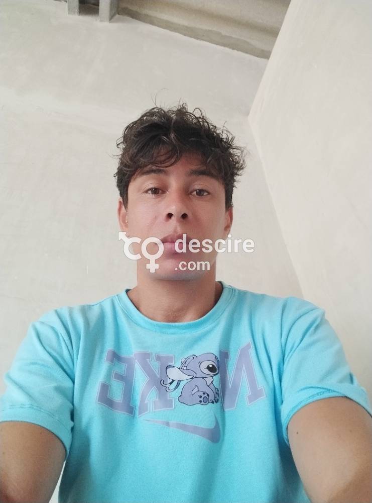 Mi nombre es Sebastián y hago servicio presencial y también vendo contenido y hago servicios virtuales - Cereté - Colombia