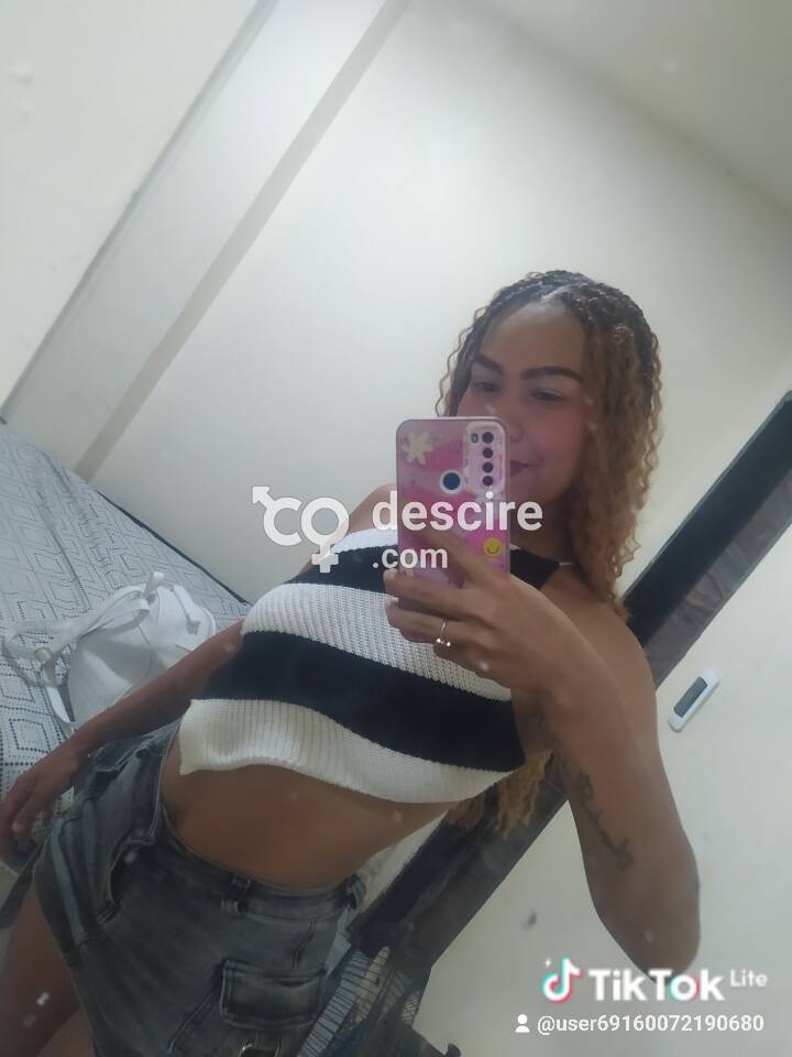Hola soy linda chica sencilla y disponible para hacerte pasar un rato agradable virtual y presencial si está a mi alcance - Medellín - Colombia